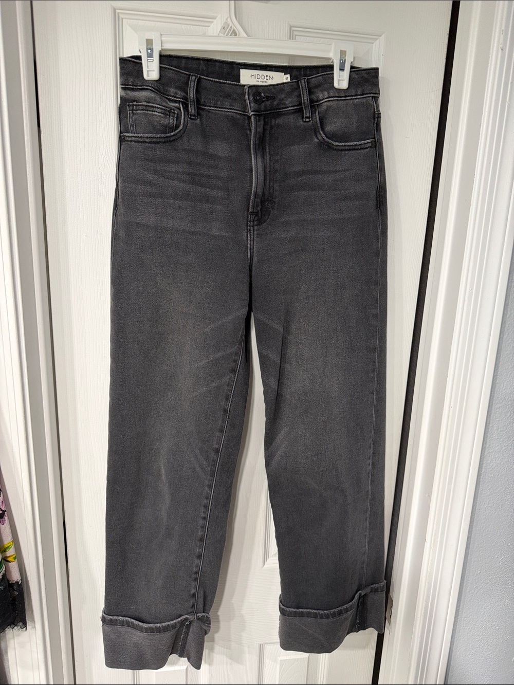 Women's Black/Gray Wash High-Rise Straight Jeans